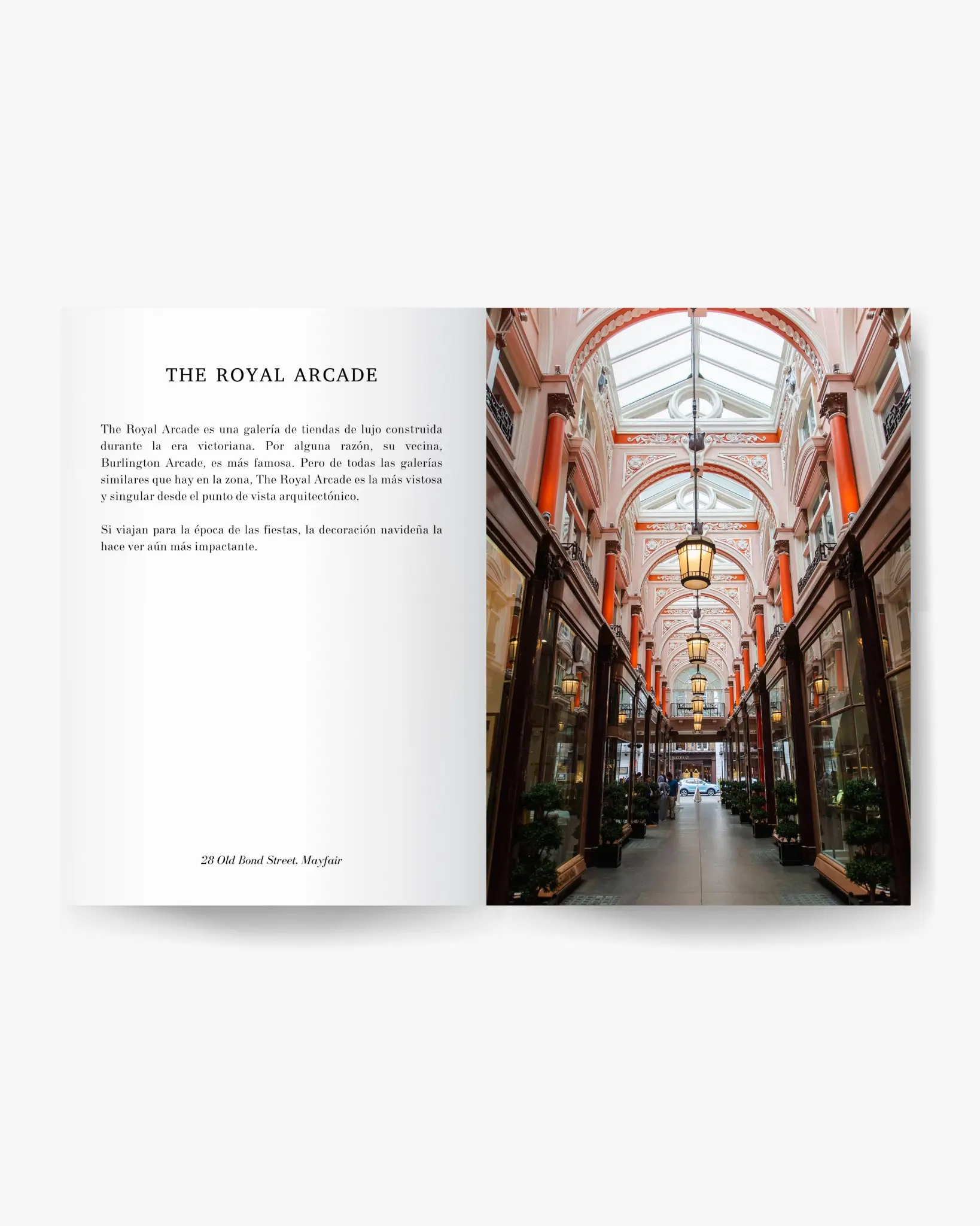 Páginas interiores de la guía dedicadas a The Royal Arcade